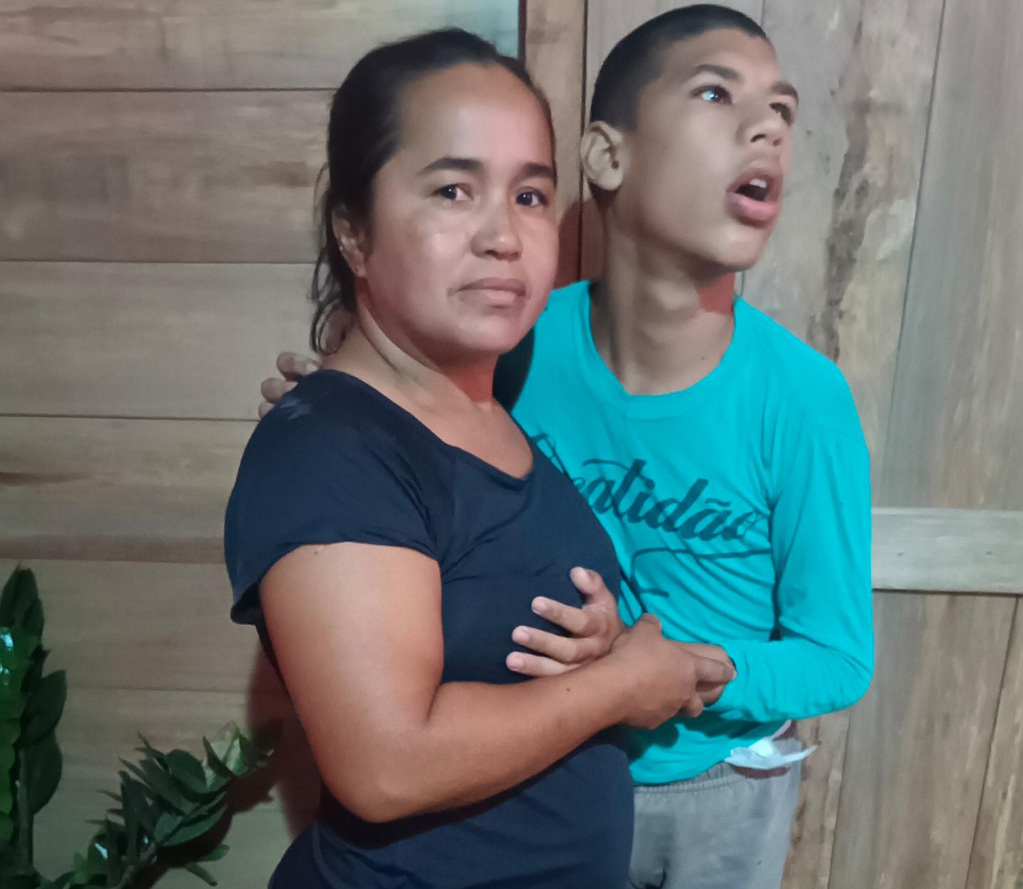 Mãe denuncia demora na Justiça após benefício do filho ser cortado em Cruzeiro do Sul