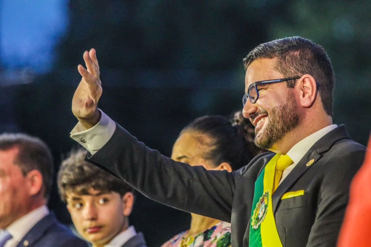 Gladson Cameli anuncia nova fase fora do governo e foco nas eleições após renúncia