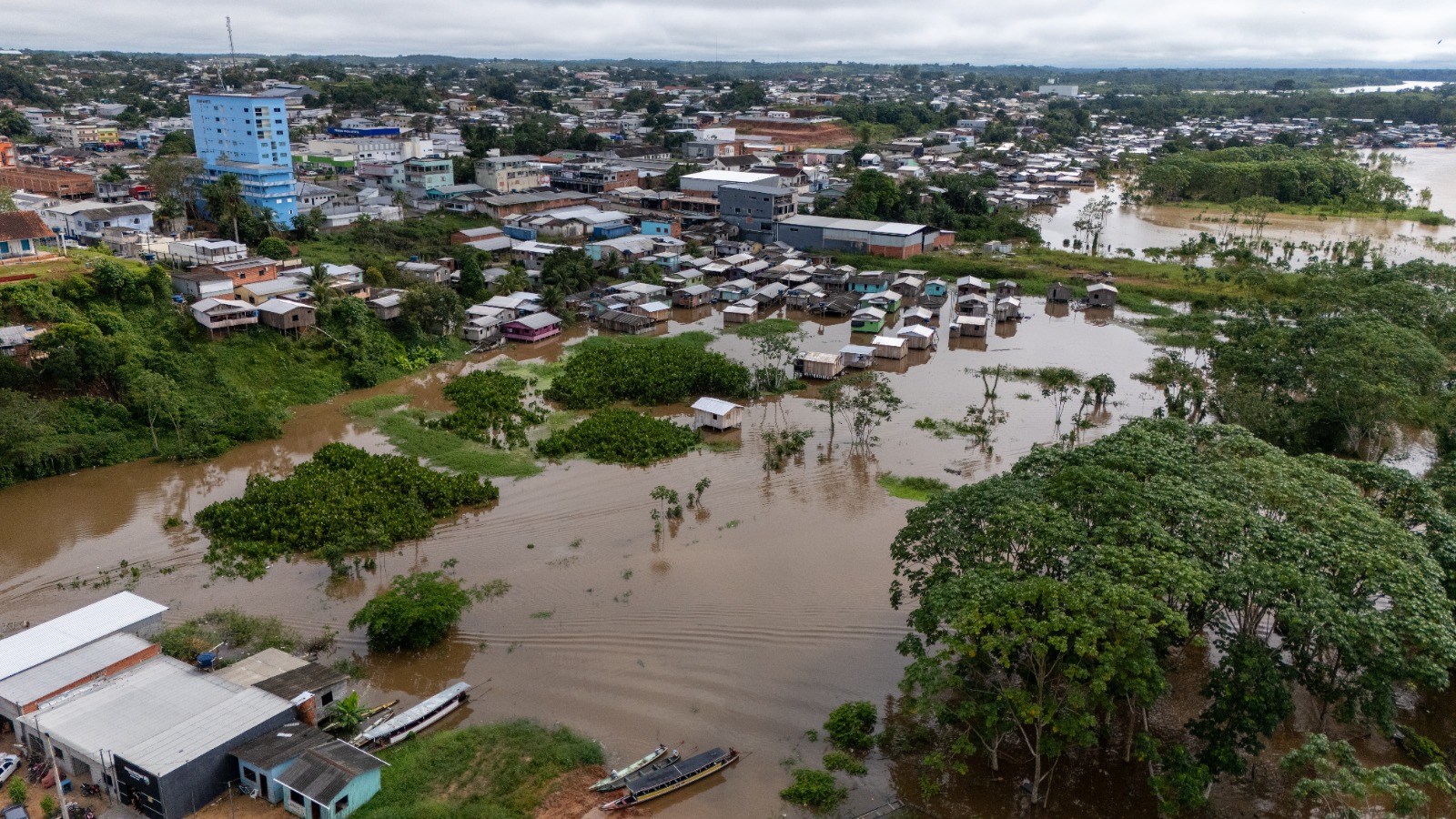 Governo do Acre vai declarar emergência em municípios atingidos por cheias dos rios