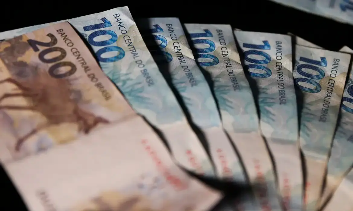 Poupança tem retirada líquida de R$ 11,1 bilhões em março